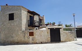 Michalis Anoyia Traditional Stonehouse